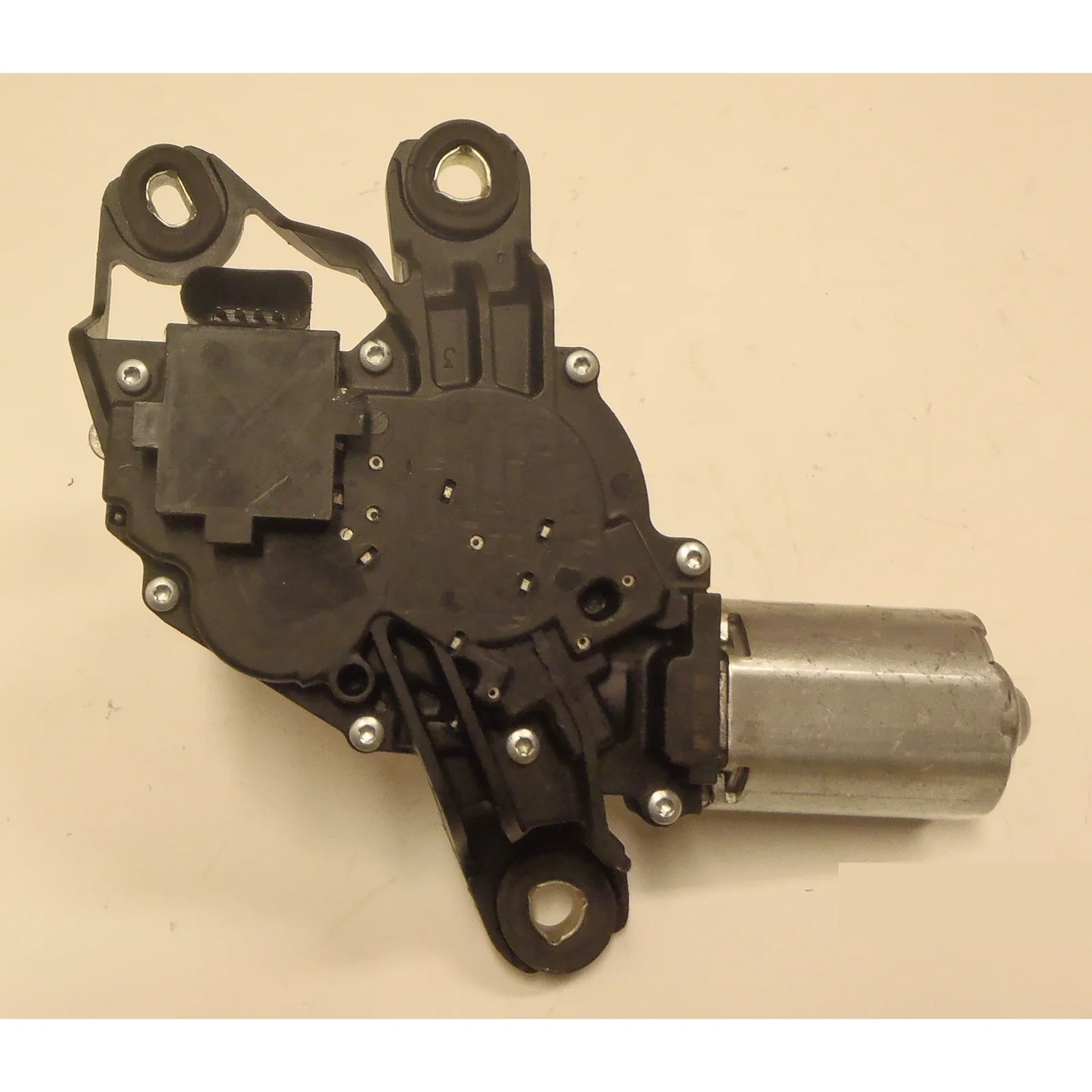 Vindrutetorkarmotor fits VW